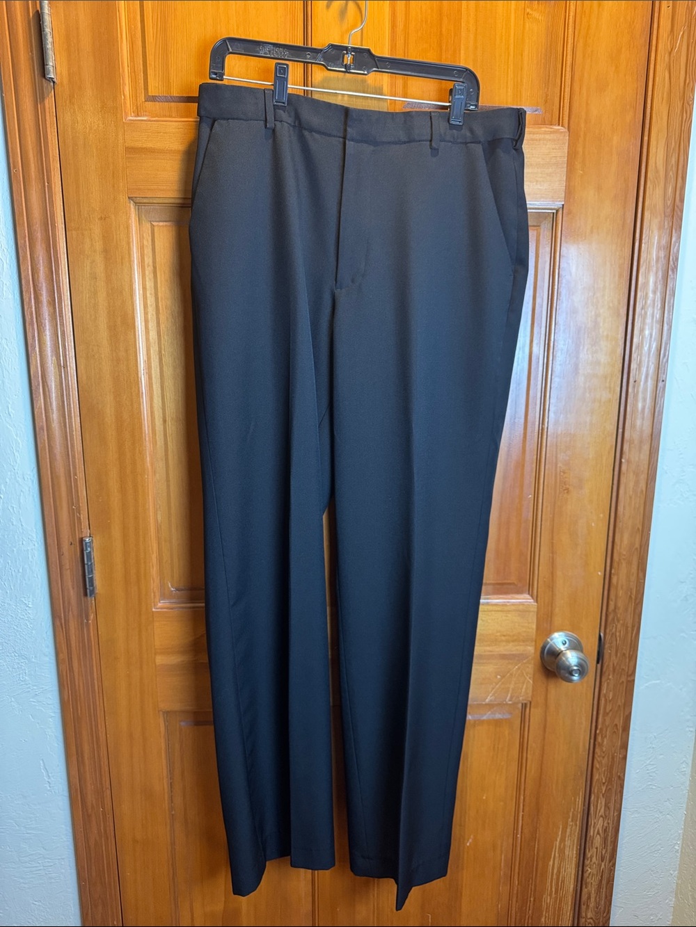 Van Heusen Men's Big & Tall Traveler Flat Front Crosshatch Dress Pants 34x38